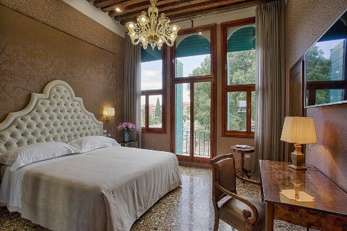 Hotel Santa Chiara image 19