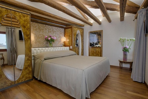 Hotel Santa Chiara image 24